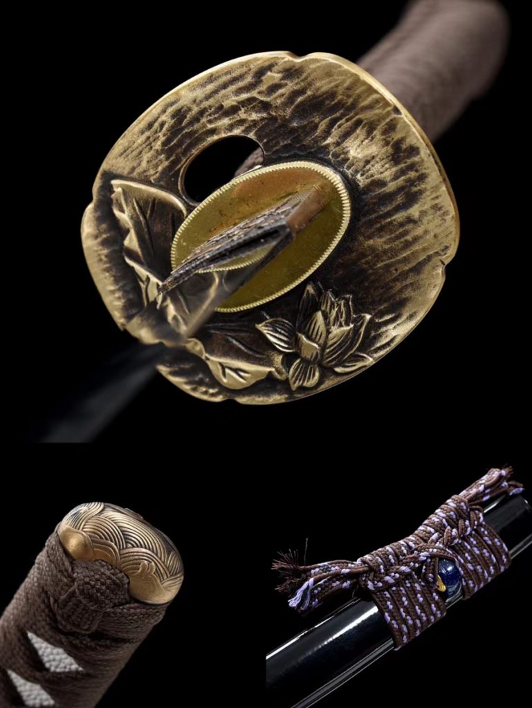 Katana - 'Sixteen Golden Chrysanthemums' Leaf-pattern Samurai Sword ...