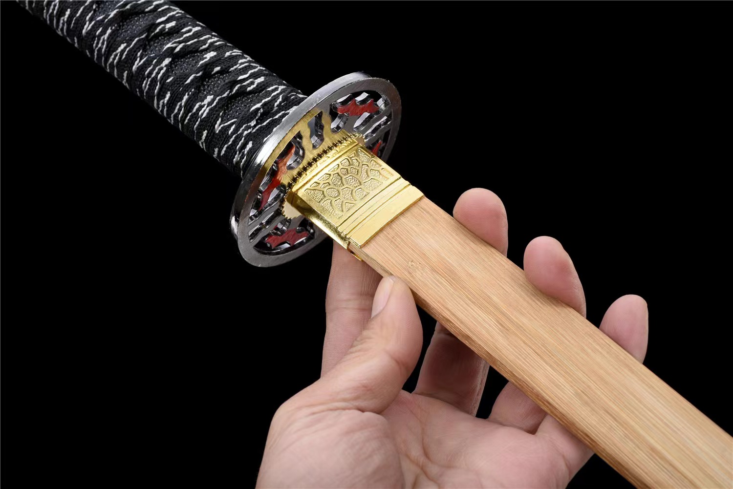 Integrated Iaido Katana Bamboo Wooden Sword with Scabbard for Kendo and Martial Arts Training - Image 9